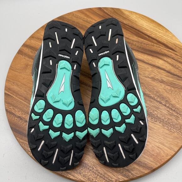 Altra Womens Lone Peak 5 Shoes Womens Size 10 Gray Trail Running Hiking Comfort - Picture 7 of 8